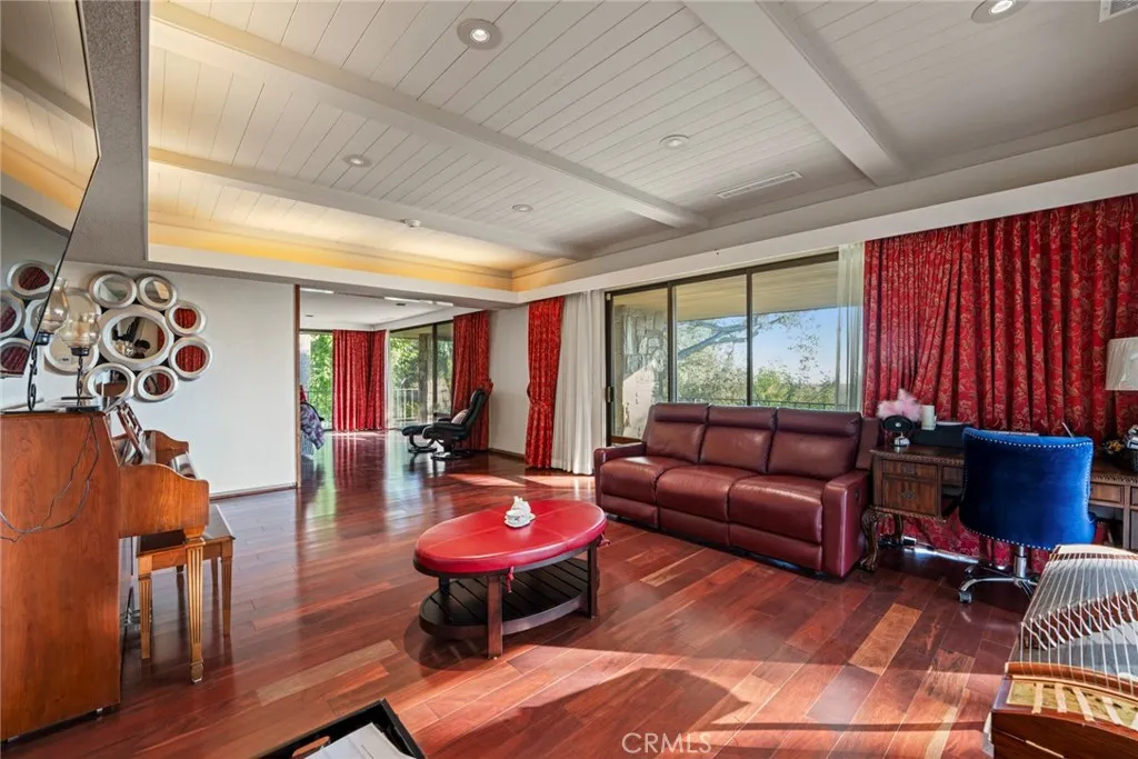 Additional image 129 of 1458 Hillcrest, Pasadena, CA 91106