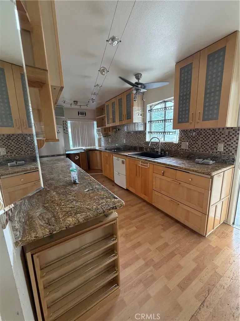 Additional image 13 of 3209 Buena Hills Dr, Oceanside, CA 92056