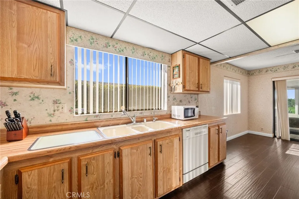 Additional image 20 of 10135 Donner Trl, Cherry Valley, CA 92223