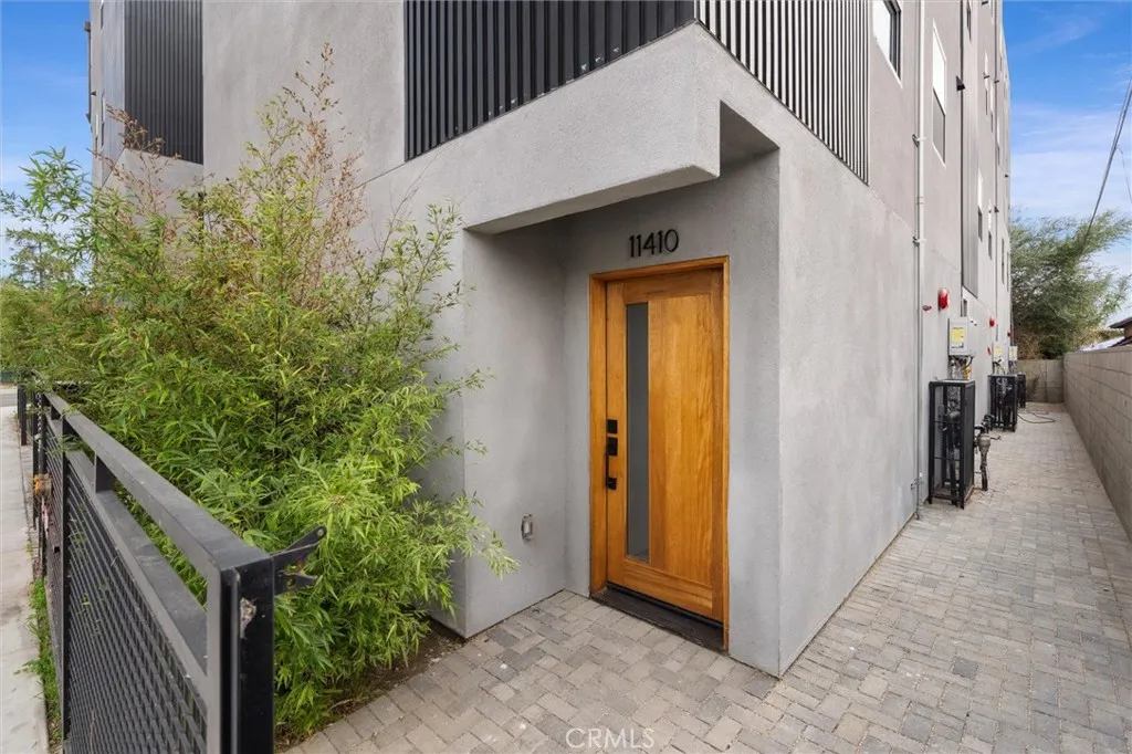 Additional image 44 of 11410 W Calvert Street, North Hollywood, CA 91606