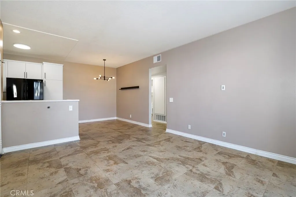 Additional image 6 of 27614 Susan Beth Way Unit F, Saugus, CA 91350