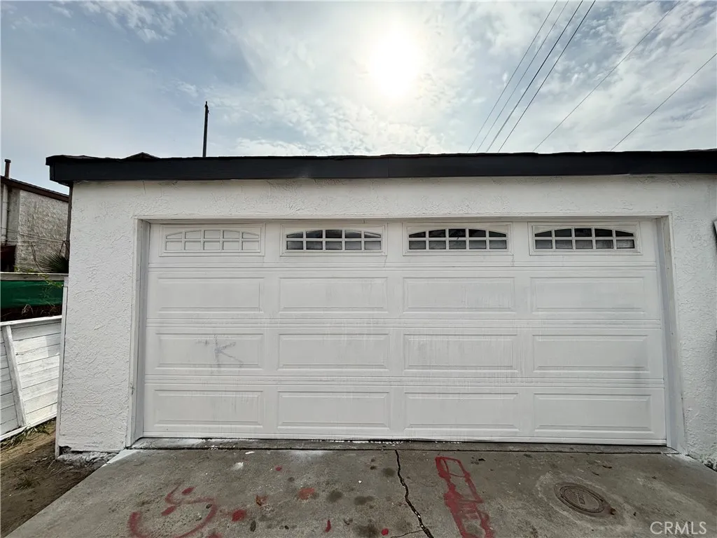 1705 E 111th Place, Los Angeles, CA 90059