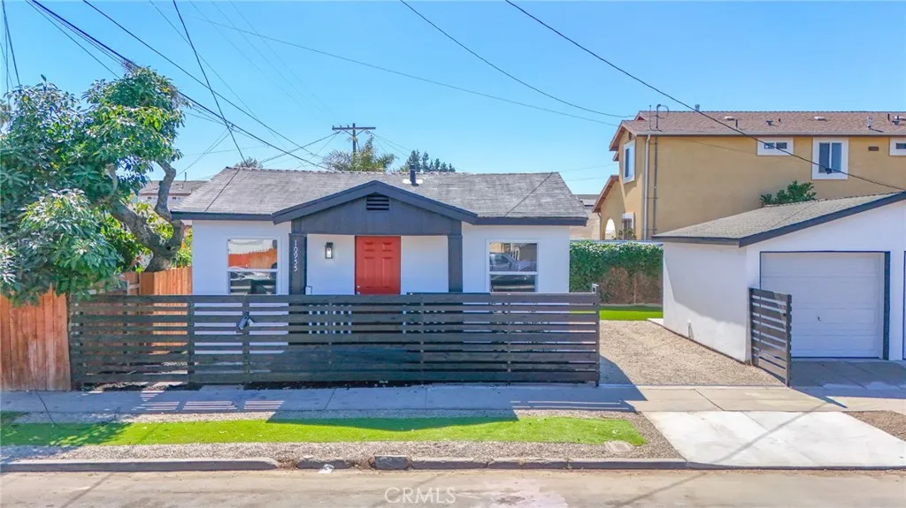 Additional image 37 of 10955 S Spring Street, Los Angeles, CA 90061