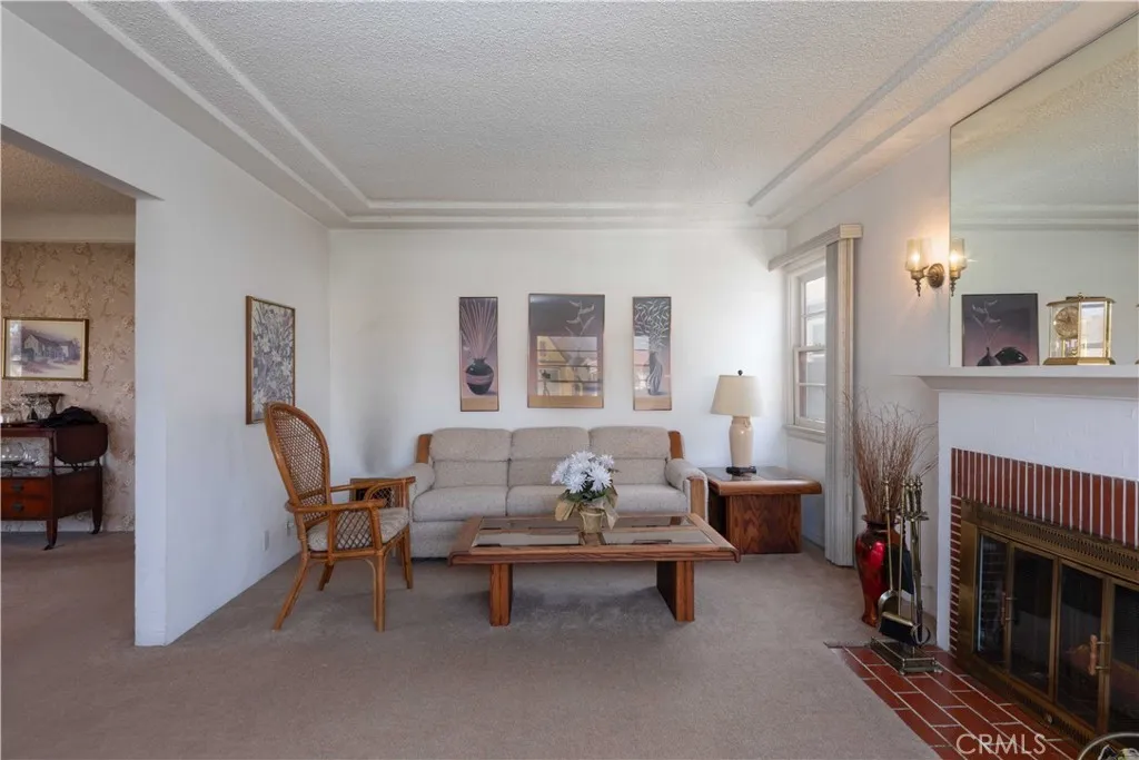 Additional image 8 of 2040 W 82nd Street, Los Angeles, CA 90047