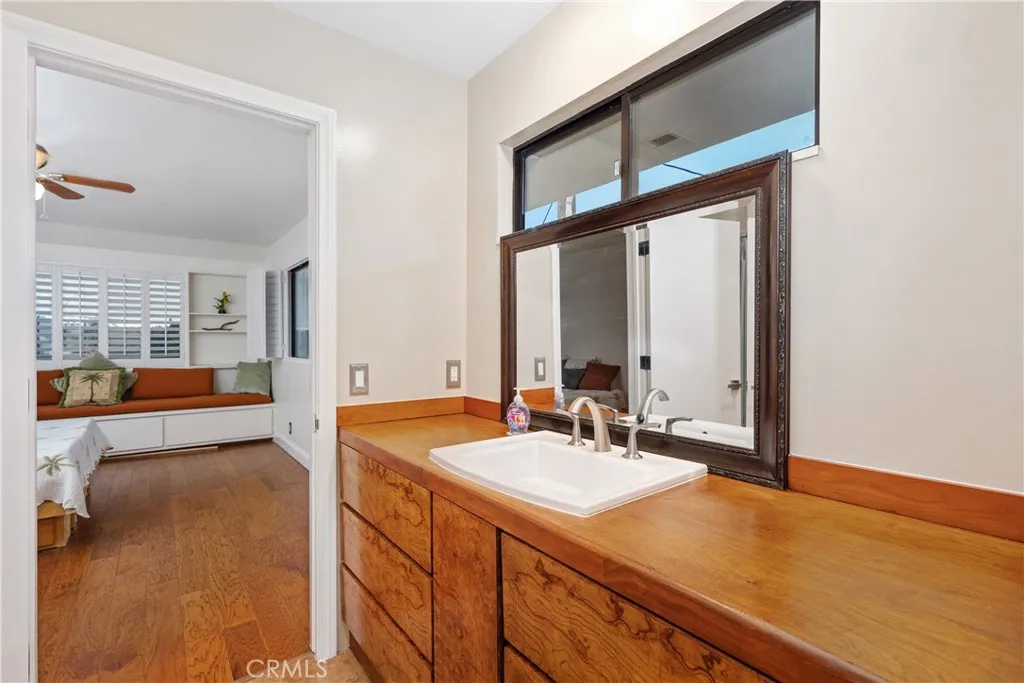 Additional image 92 of 341 S Meadows Ave, Manhattan Beach, CA 90266