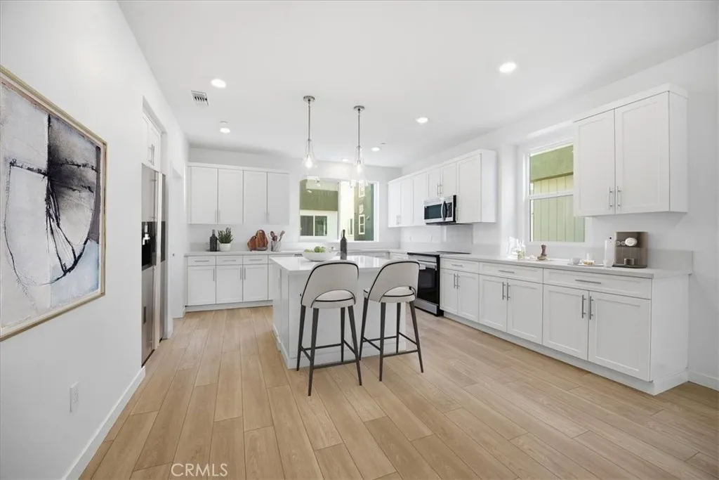 Additional image 60 of 27315 Bear Creek Lane, Valencia, CA 91381