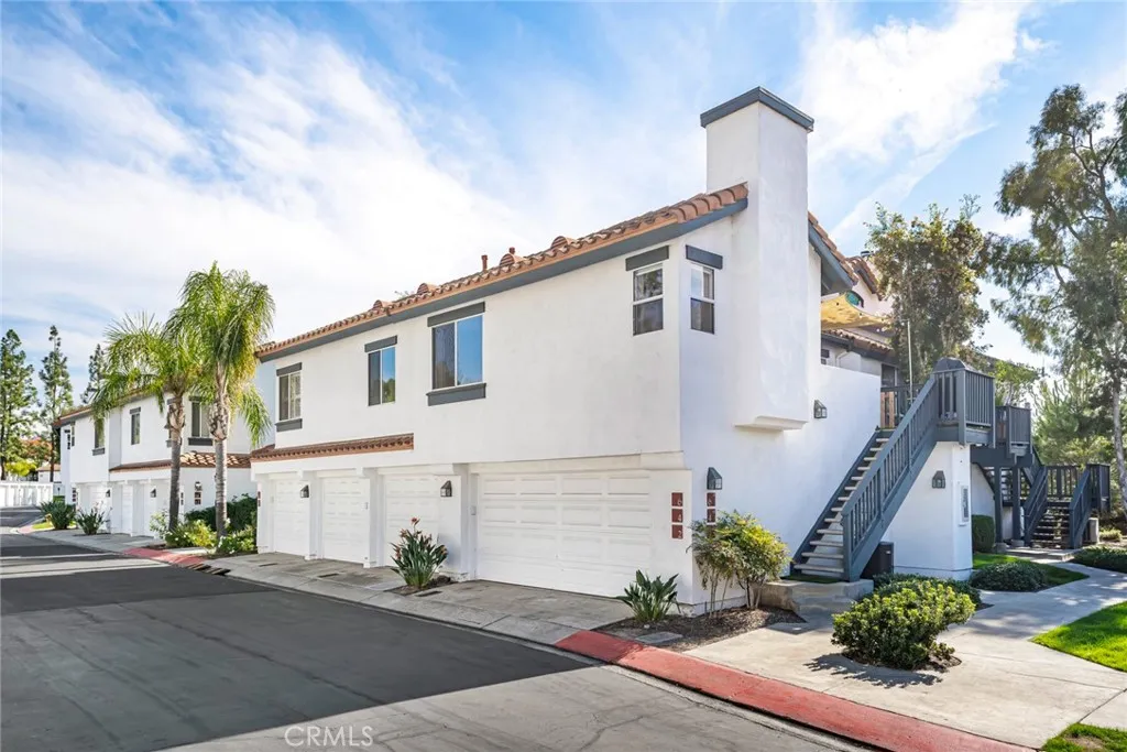 Additional image 4 of 6 Dianthus, Rancho Santa Margarita, CA 92688