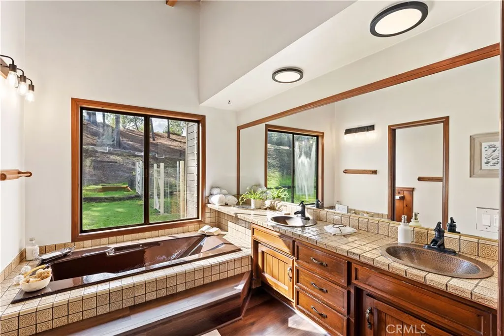 Additional image 37 of 2171 McKain Street, Calabasas, CA 91302