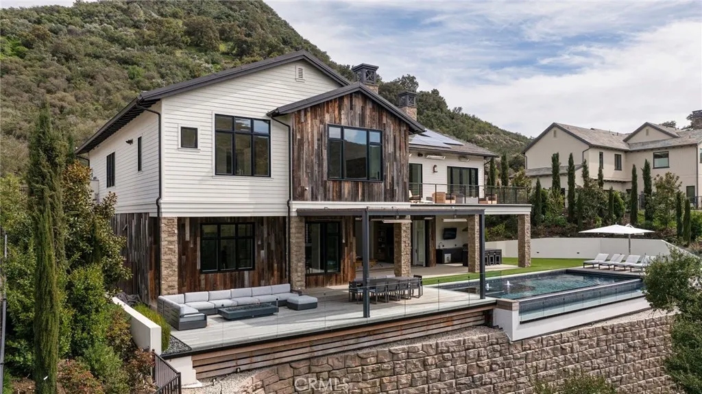 Additional image 4 of 2775 Calbourne Ln, Lake Sherwood, CA 91361