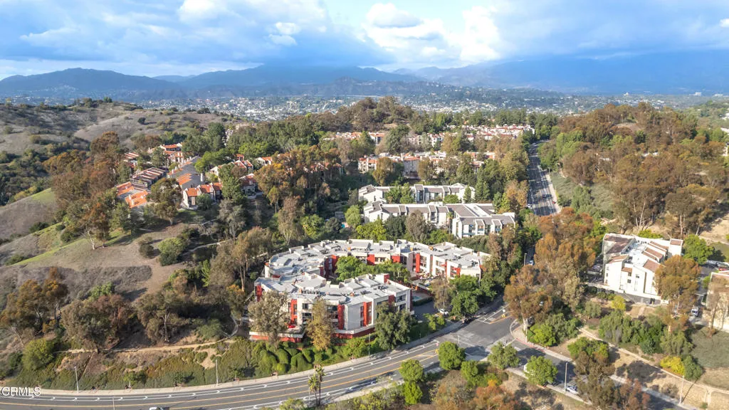 Additional image 75 of 3961 Via Marisol Unit 316, Los Angeles, CA 90042