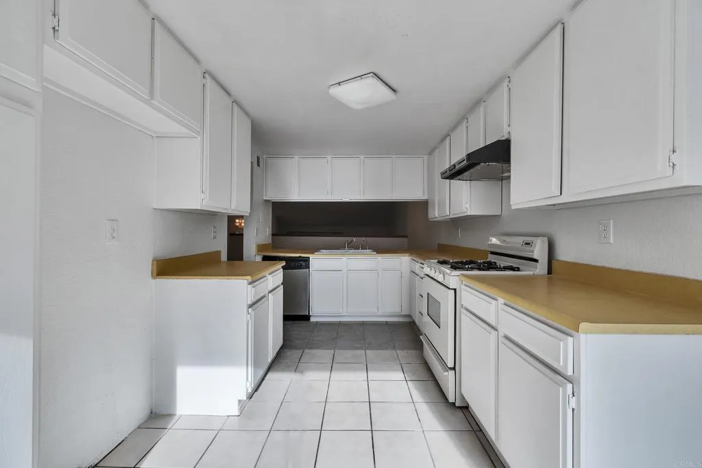 Additional image 16 of 2211 Calle Jalapa Unit 109, West Covina, CA 91792