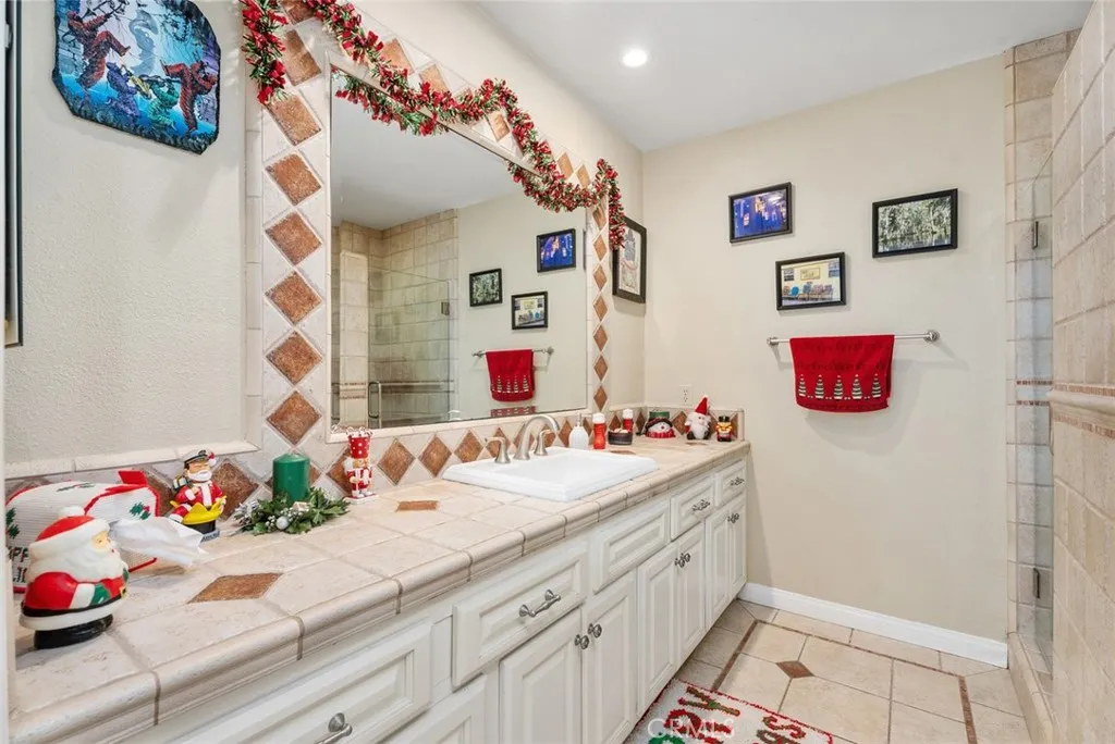 Additional image 72 of 16255 Pacific Circle Unit 204, Huntington Beach, CA 92649