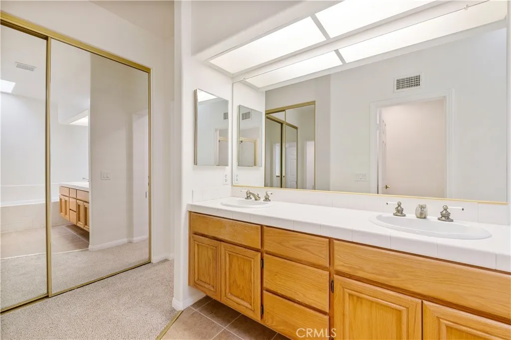 Additional image 23 of 24420 Hampton Dr Unit C, Valencia, CA 91355