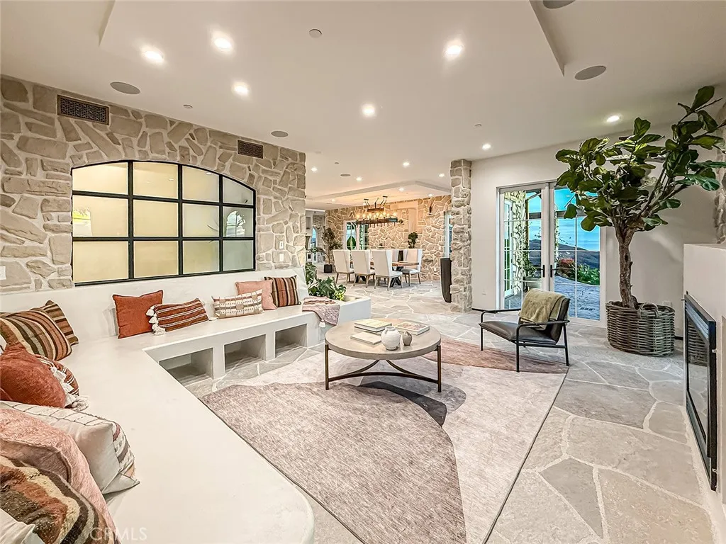 Additional image 105 of 33239 Mulholland Highway, Malibu, CA 90265