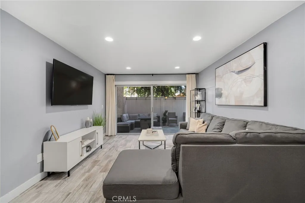 Additional image 5 of 1101 W Macarthur Boulevard Unit 197, Santa Ana, CA 92707