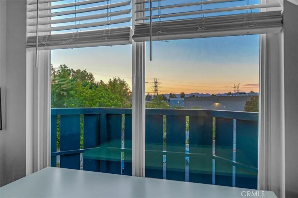 Additional image 96 of 18645 Hatteras Street Unit 230, Tarzana, CA 91356