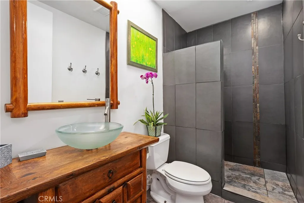 Additional image 96 of 341 S Meadows Ave, Manhattan Beach, CA 90266