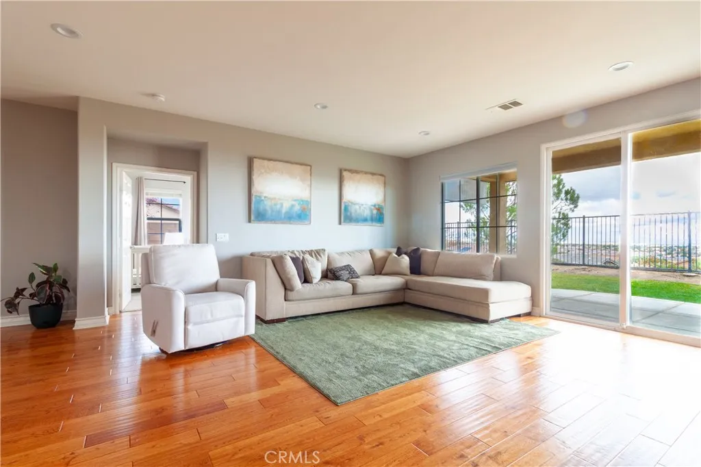 Additional image 10 of 1659 Date Palm Dr, Palmdale, CA 93551