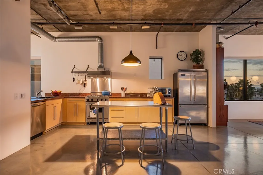 Additional image 35 of 835 Locust Avenue Unit 519, Long Beach, CA 90813