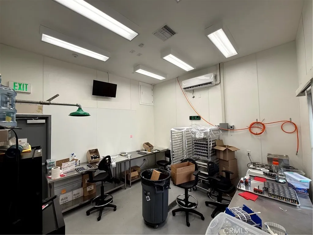 Additional image 117 of 1445 Santa Fe Avenue, Long Beach, CA 90813