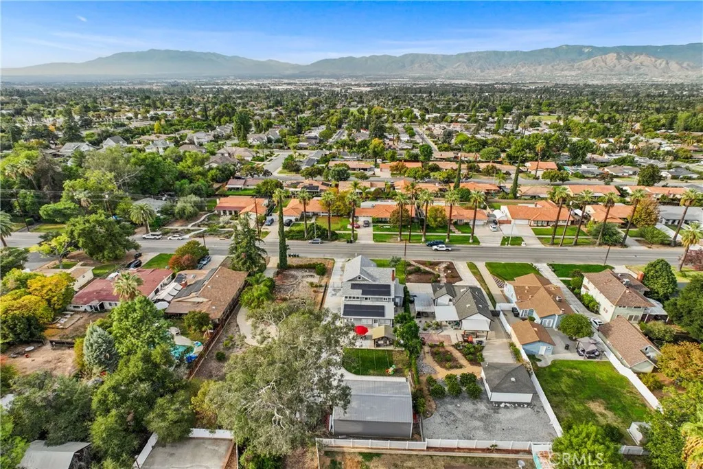 Additional image 94 of 1033 W Palm Avenue, Redlands, CA 92373