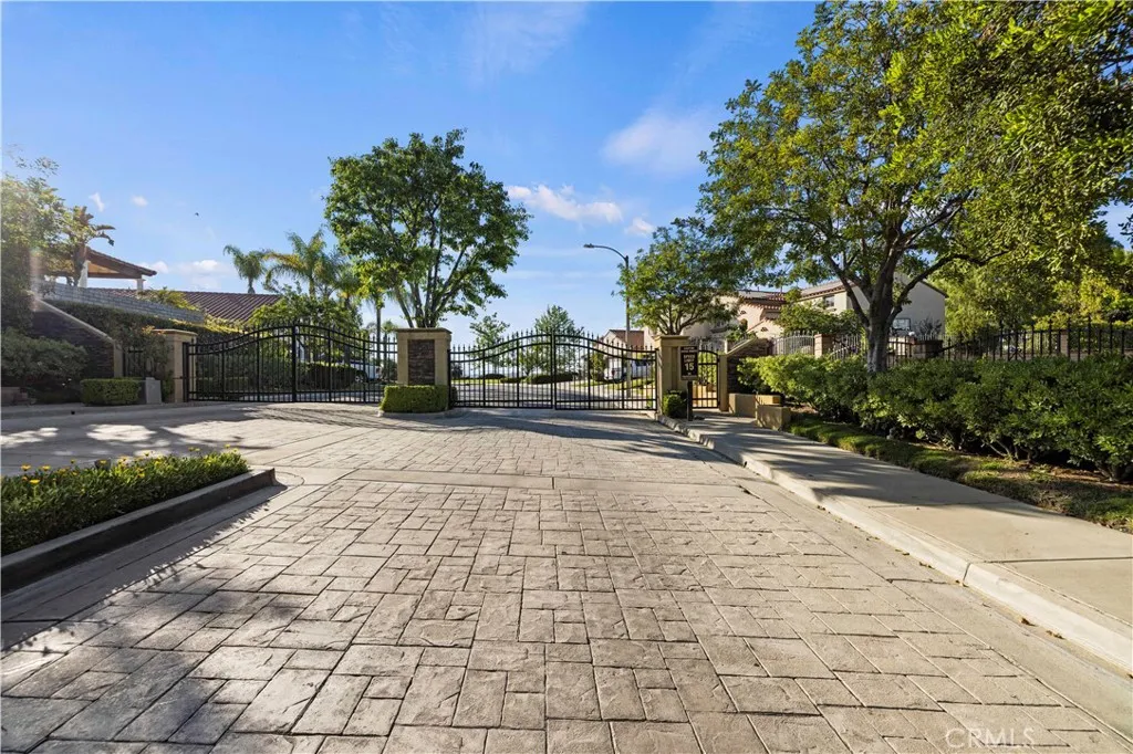 Additional image 11 of 25018 Smokewood Way, Stevenson Ranch, CA 91381