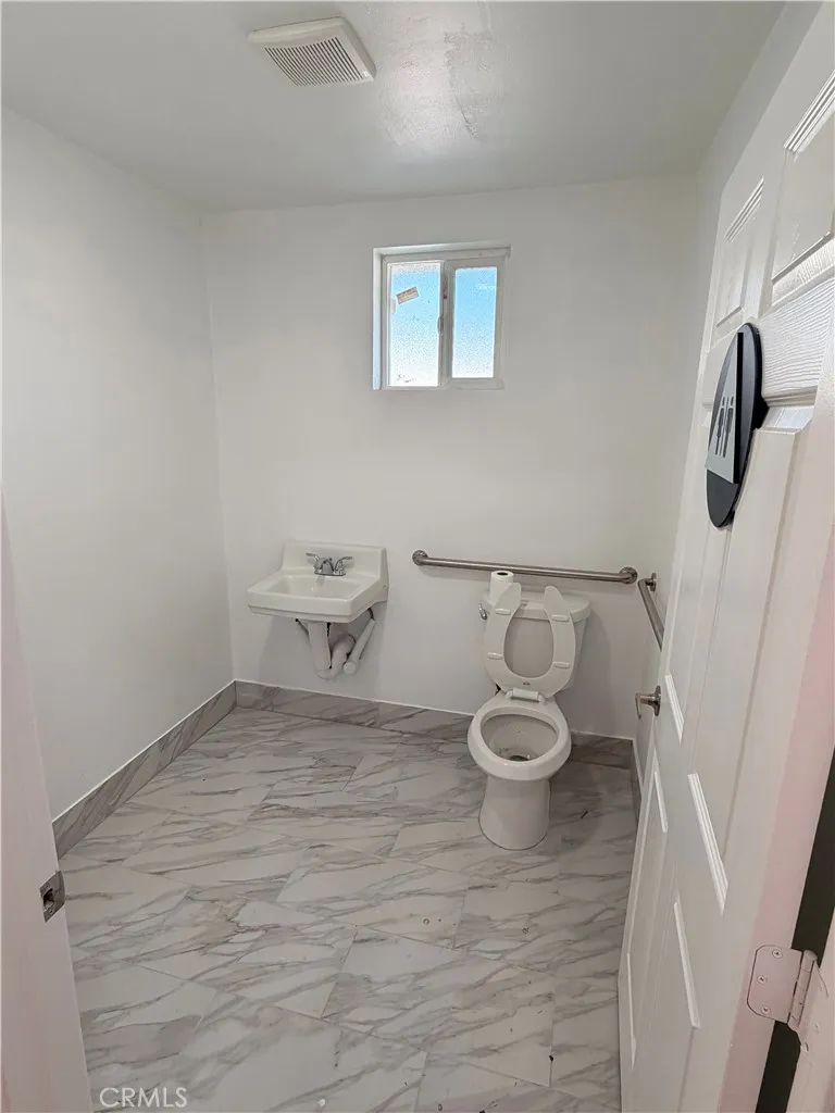 Additional image 35 of 30830 Riverside Drive, Lake Elsinore, CA 92530