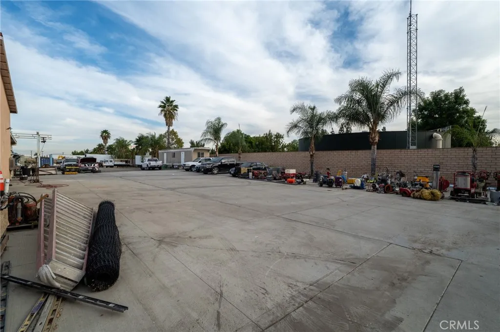 Additional image 108 of 2023 S Bon View Avenue, Ontario, CA 91761