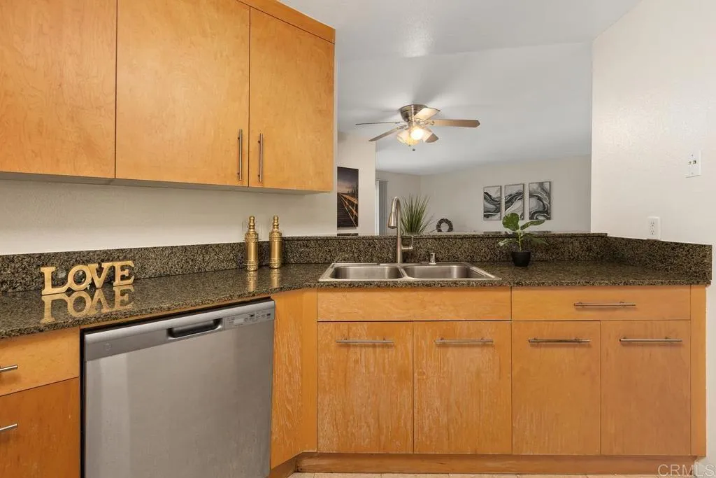 Additional image 58 of 7565 Charmant Dr Unit 512, San Diego, CA 92122