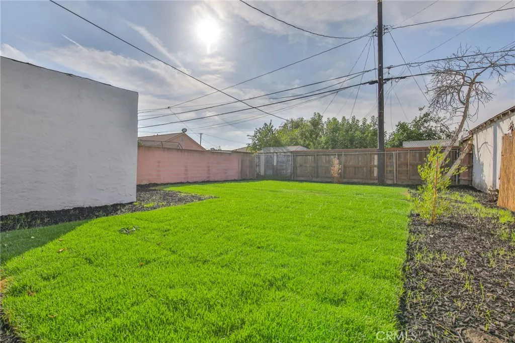 Additional image 70 of 946 E 104th St, Los Angeles, CA 90002