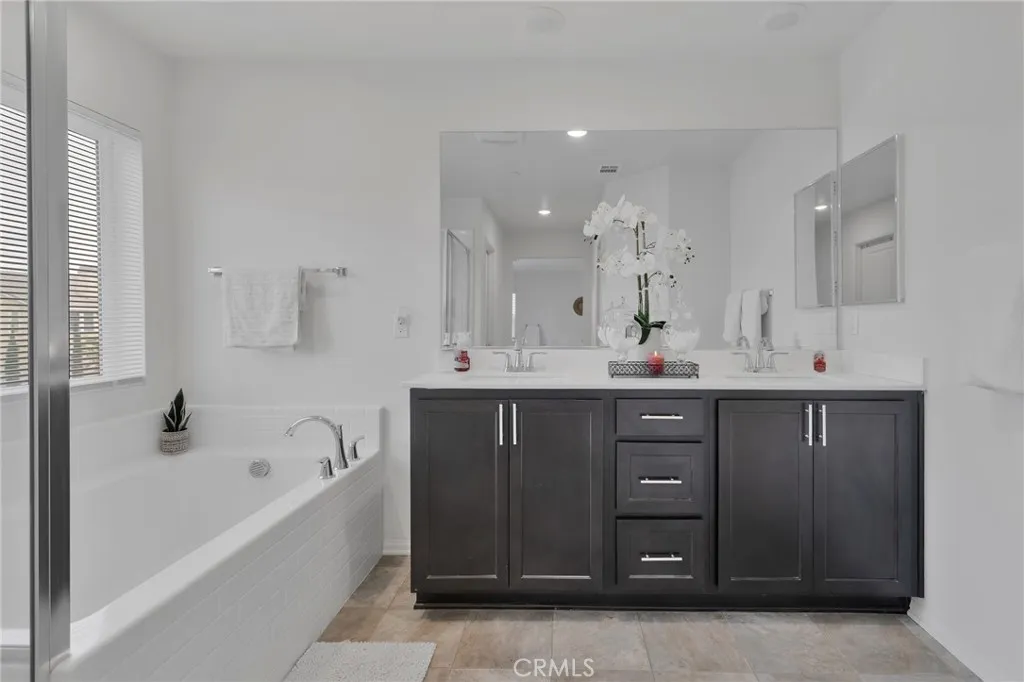 Additional image 95 of 13051 Woodhill St, Victorville, CA 92392