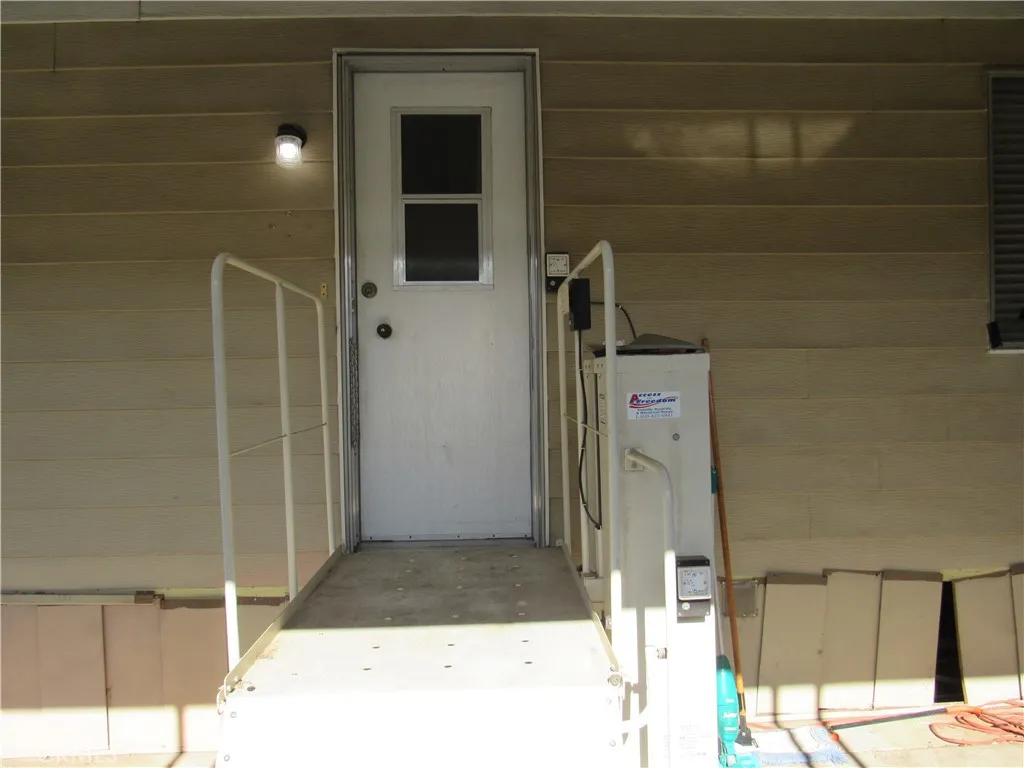 27701 Murrieta Road Unit 6, Menifee, CA 92586