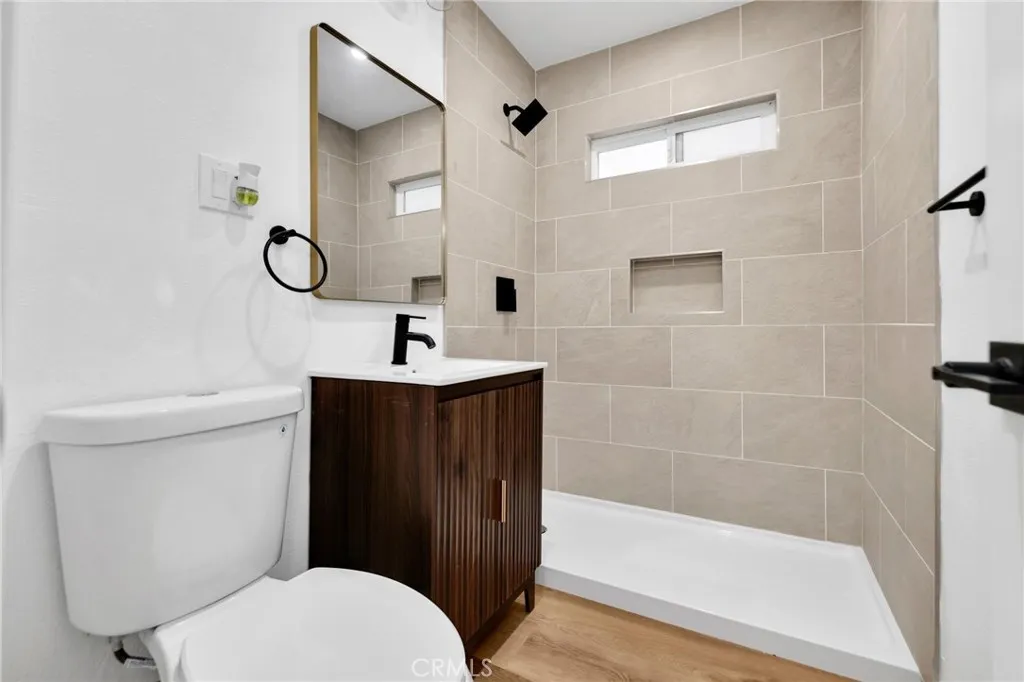 Additional image 63 of 1006 Van Pelt, East Los Angeles, CA 90063