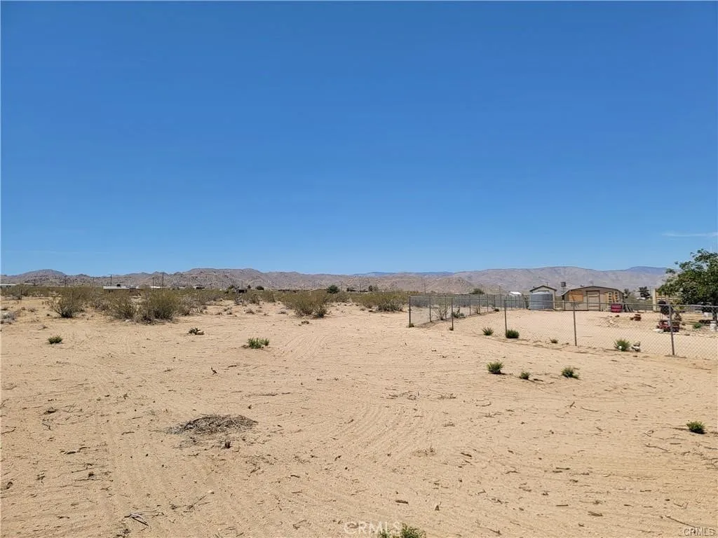 Additional image 20 of 5566 Oleta Rd, Landers, CA 92285