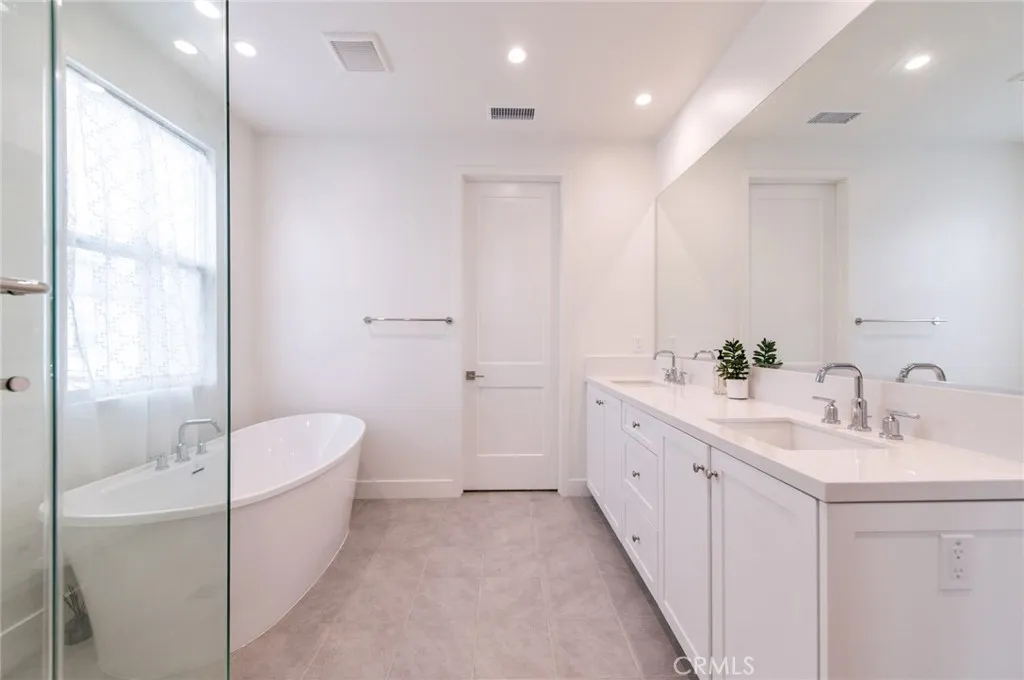 Additional image 18 of 258 Maricopa, Irvine, CA 92618