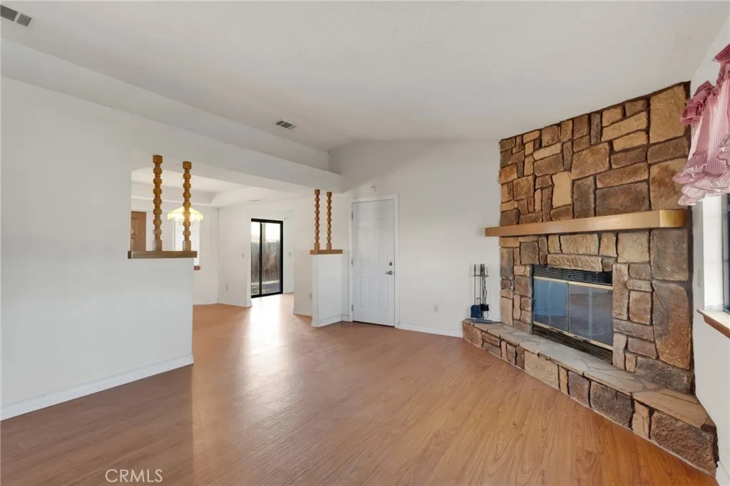 Additional image 9 of 15457 Washoan Rd, Apple Valley, CA 92307