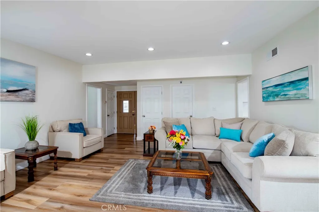 Additional image 41 of 11968 Rossiter Pl, Sylmar, CA 91342