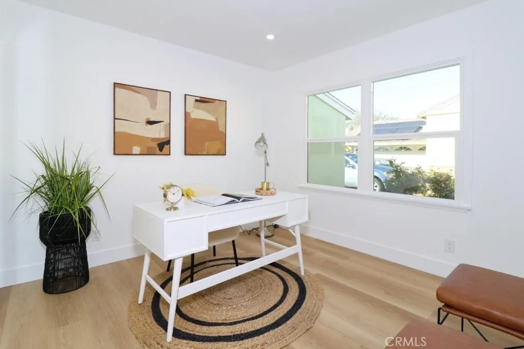 Additional image 102 of 11804 Atkinson Ave, Hawthorne, CA 90250