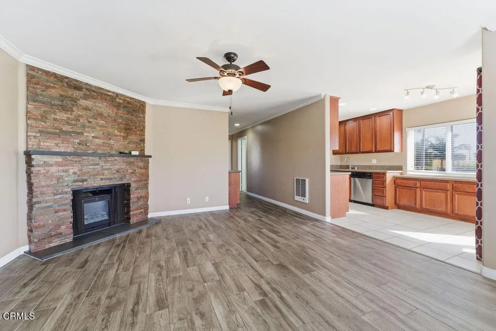 Additional image 33 of 1912 Diamond Street Unit 4, San Diego, CA 92109