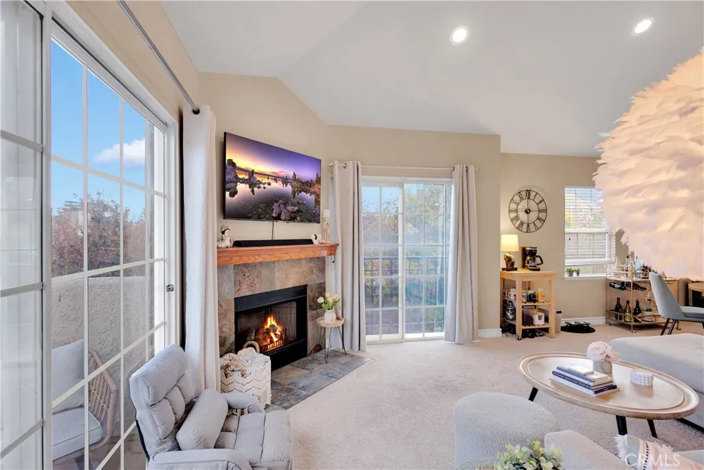 Additional image 5 of 24151 Del Monte Unit 348, Valencia, CA 91355