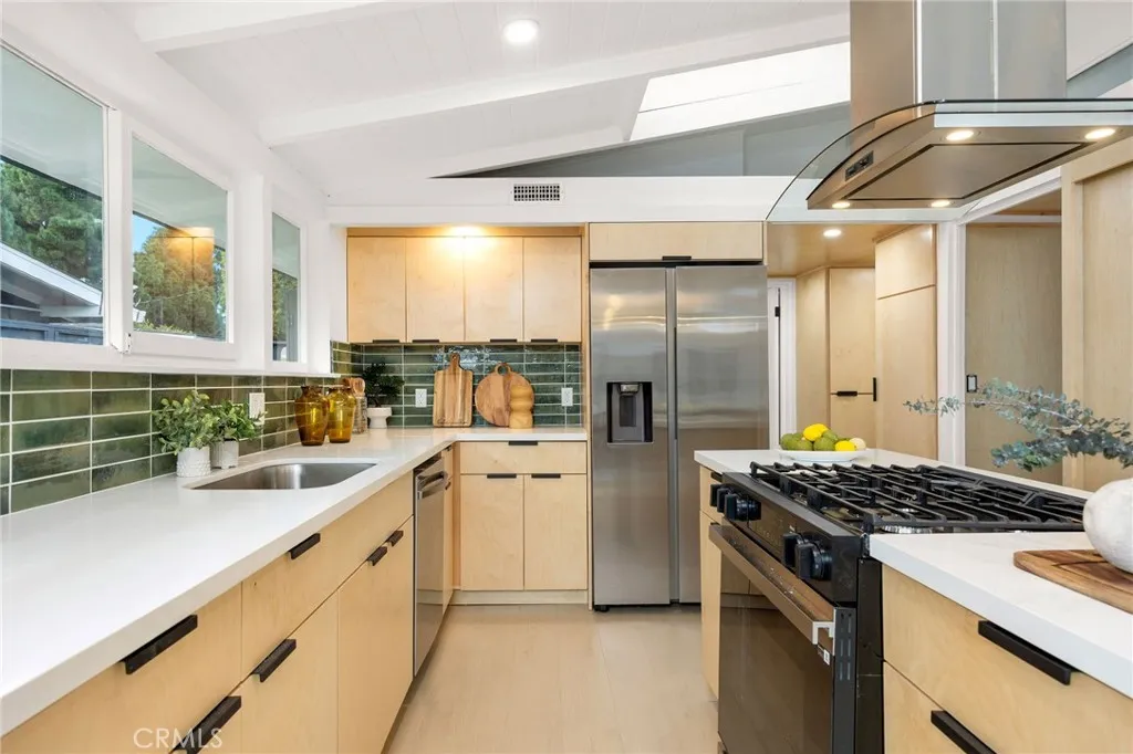 Additional image 47 of 3103 Shipway Avenue, Long Beach, CA 90808