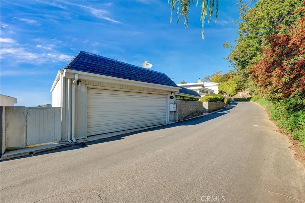 Additional image 7 of 3219 Tareco, Los Angeles, CA 90068