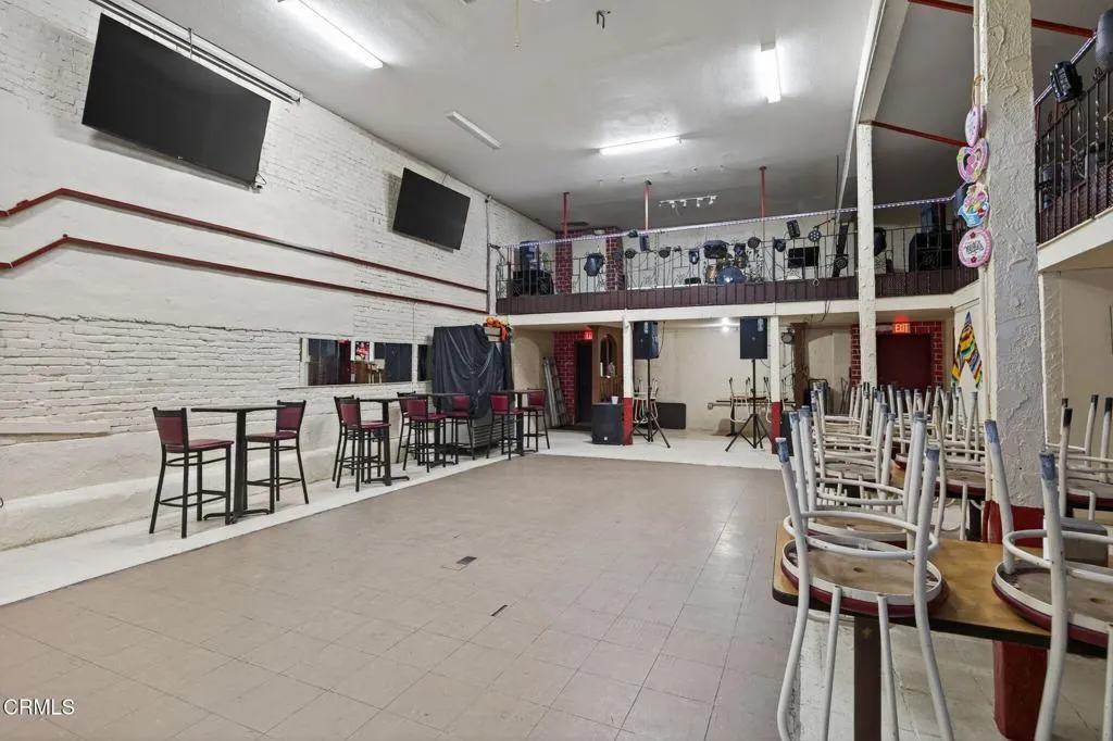 Additional image 11 of 974 E Main Street, Santa Paula, CA 93060