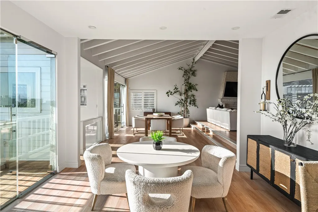 Additional image 19 of 2019 Sunset Plaza Drive, Los Angeles, CA 90069