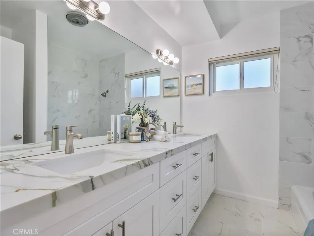 Additional image 85 of 15354 Runnymede Street, Van Nuys, CA 91406