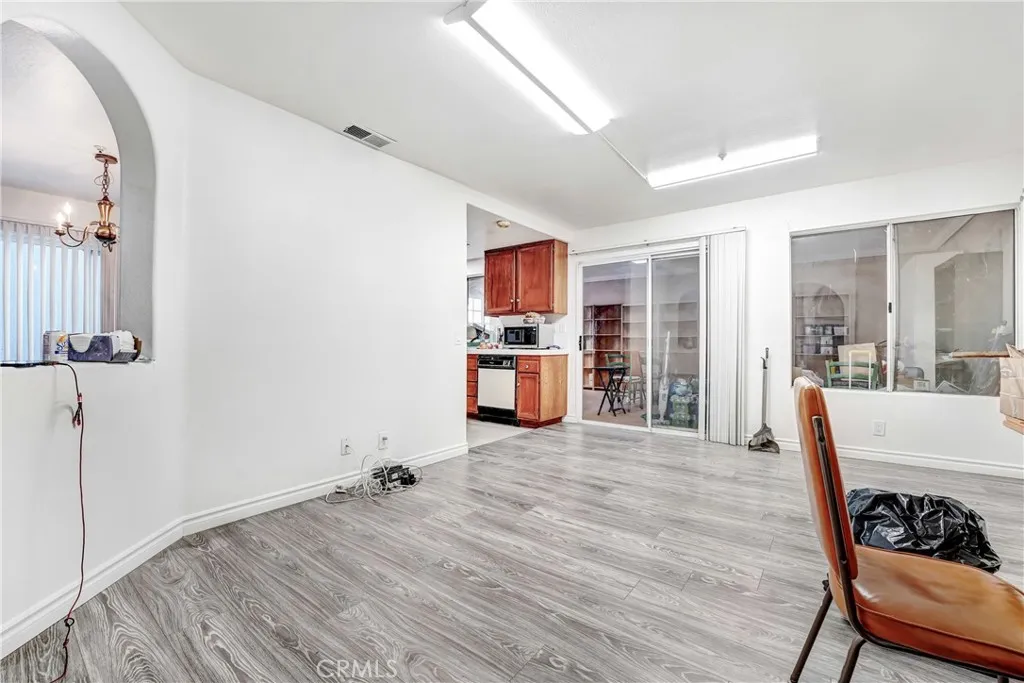 Additional image 5 of 14300 Terra Bella St Unit 20, Panorama City, CA 91402