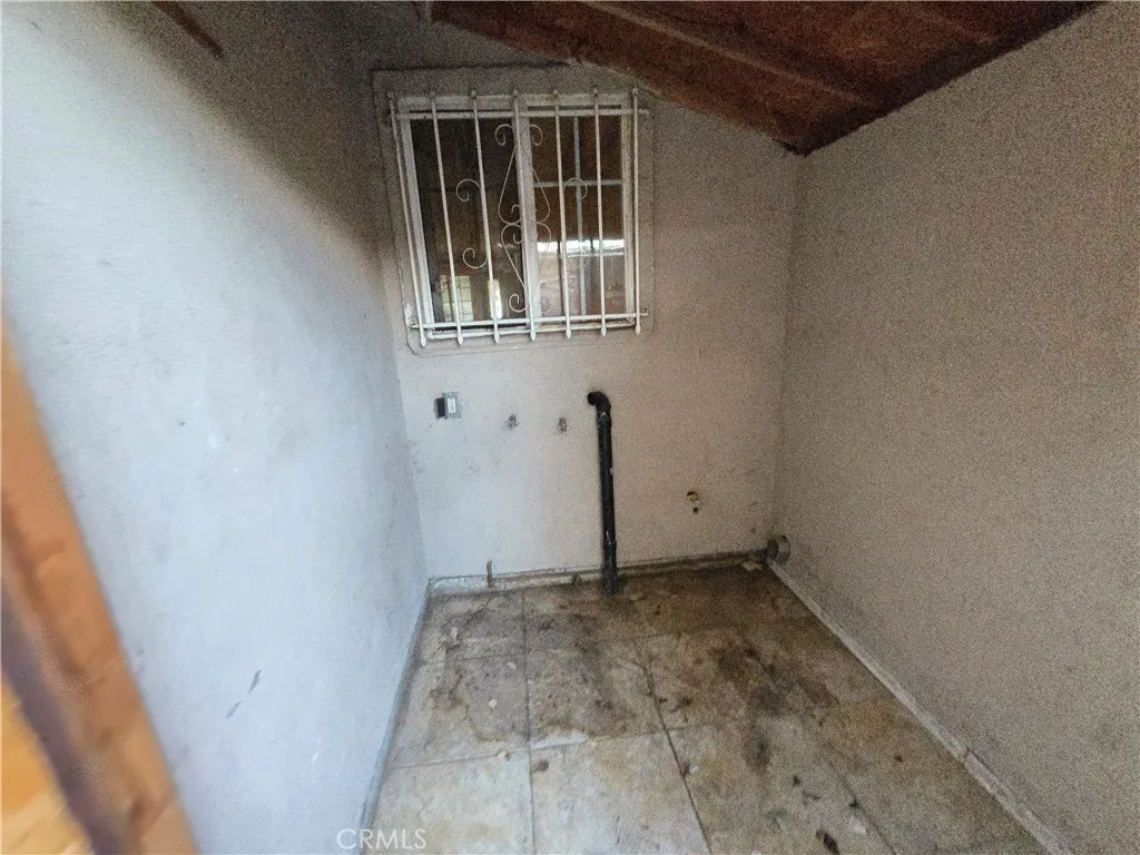 Additional image 107 of 2821 6th, Riverside, CA 92507