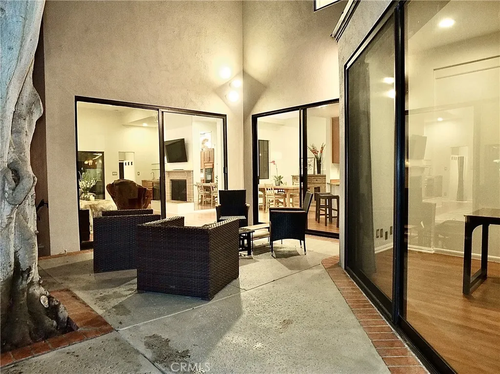 Additional image 11 of 341 S Meadows Ave, Manhattan Beach, CA 90266