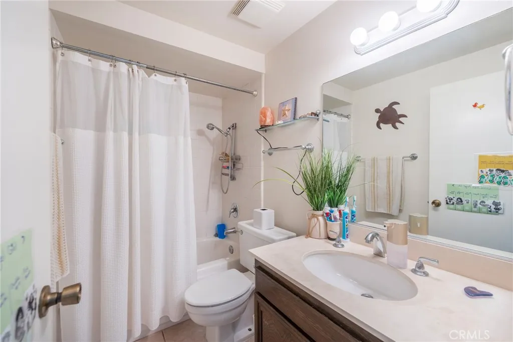 Additional image 58 of 19916 Maritime Ln, Huntington Beach, CA 92648