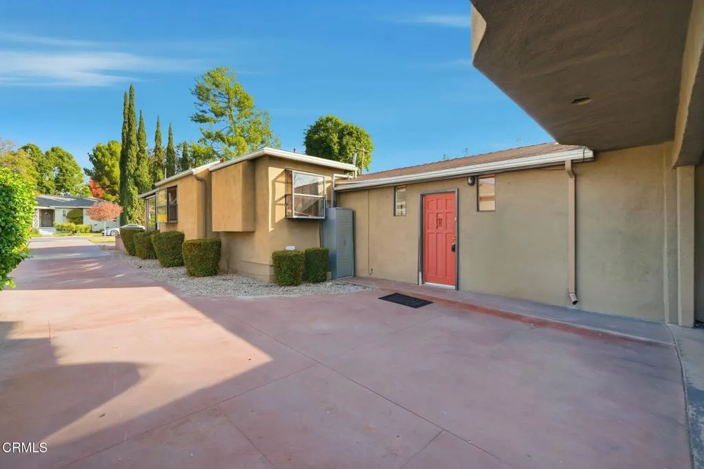 Additional image 6 of 672 W Mendocino Street, Altadena, CA 91001